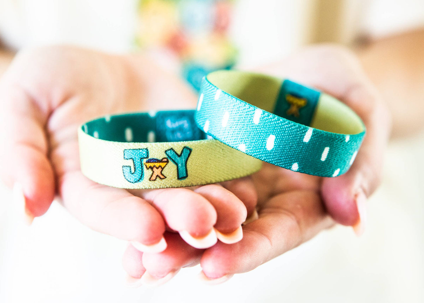 CHILD SIZE Joy Nativity Christmas Stretchy Bracelet